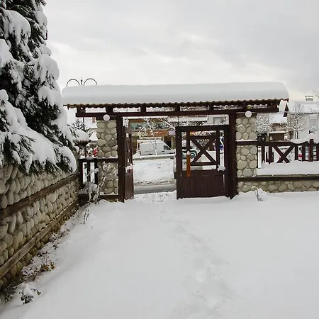 Villa Snownest Villas *