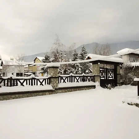 Snownest Villas *